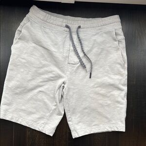 lululemon athletica Gray Athletic Shorts with Elastic Waistband size M